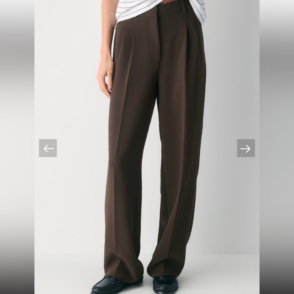 Aritzia The Effortless Pant - Black